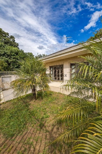 CASA EM COLOMBO: 55ª foto da galeria de imagens do imóvel