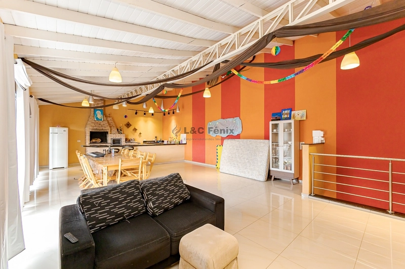 CASA EM COLOMBO: 46ª foto da galeria de imagens do imóvel