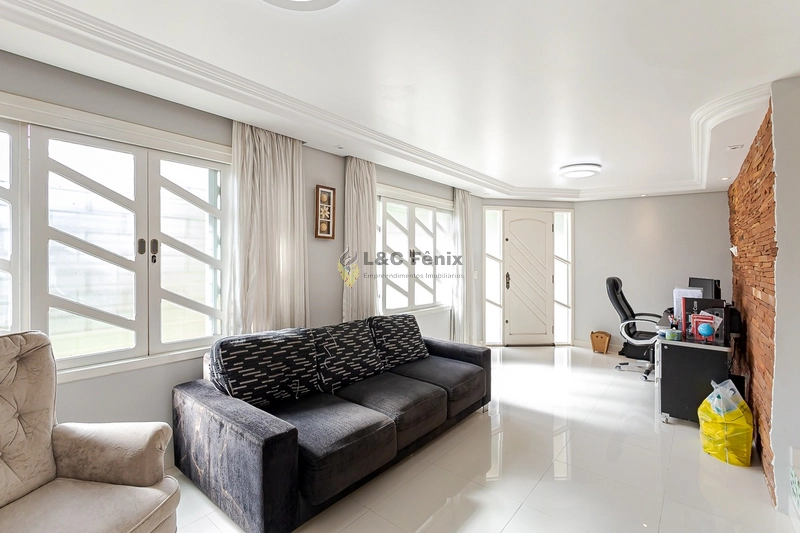 CASA EM COLOMBO: 7ª foto da galeria de imagens do imóvel