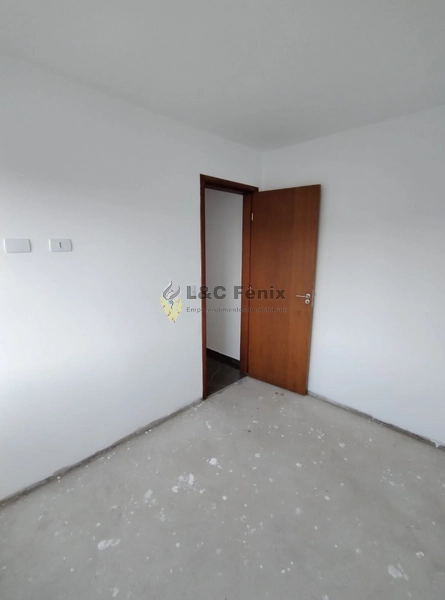 SOBRADO BAIRRO ROÇA GRANDE: 2ª foto da galeria de imagens do imóvel