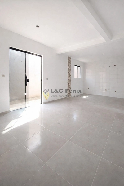 SOBRADO EM COLOMBO PRONTP PARA MORAR: 9ª foto da galeria de imagens do imóvel