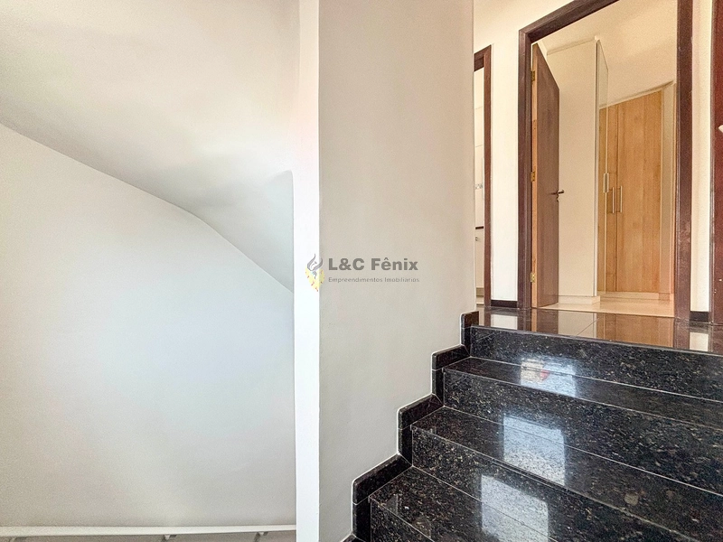 Sobrado Tríplex Mobiliado de Frente para a Rua – Atuba | Curitiba/PR: 31ª foto da galeria de imagens do imóvel