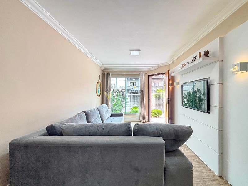 Sobrado Tríplex Mobiliado de Frente para a Rua – Atuba | Curitiba/PR: 5ª foto da galeria de imagens do imóvel