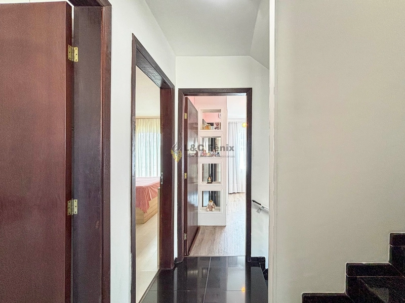 Sobrado Tríplex Mobiliado de Frente para a Rua – Atuba | Curitiba/PR: 16ª foto da galeria de imagens do imóvel