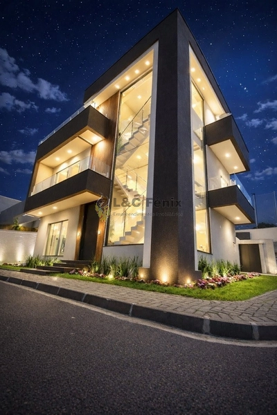 SOBRADO EM CONDOMINIO FECHADO