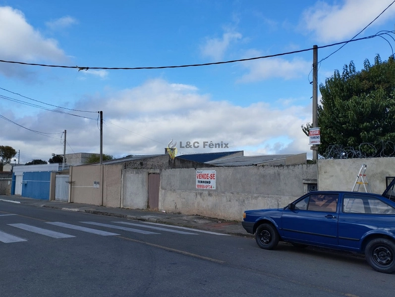 TERRENO PINHAIS: 2ª foto da galeria de imagens do imóvel