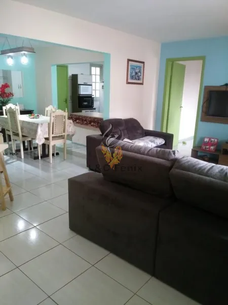 Casa para Venda em Colombo / PR no bairro Atuba: 1ª foto da galeria de imagens do imóvel