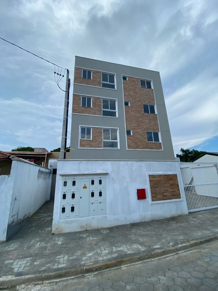 ***APARTAMENTOS NA MEIA PRAIA***: 3ª foto da galeria de imagens do imóvel