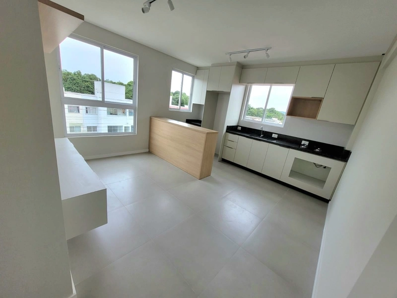 ***APARTAMENTOS NA MEIA PRAIA***: 6ª foto da galeria de imagens do imóvel