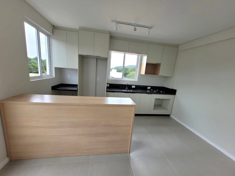 ***APARTAMENTOS NA MEIA PRAIA***: 1ª foto da galeria de imagens do imóvel