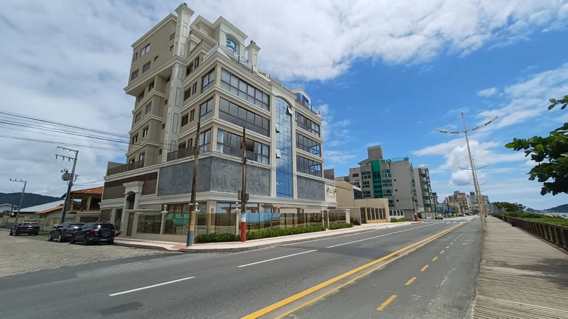 ***APARTAMENTO FRENTE MAR DIFERENCIADO NO GRAN PALAZZO***: 3ª foto da galeria de imagens do imóvel