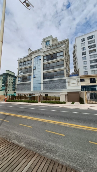 ***APARTAMENTO FRENTE MAR DIFERENCIADO NO GRAN PALAZZO***: 2ª foto da galeria de imagens do imóvel