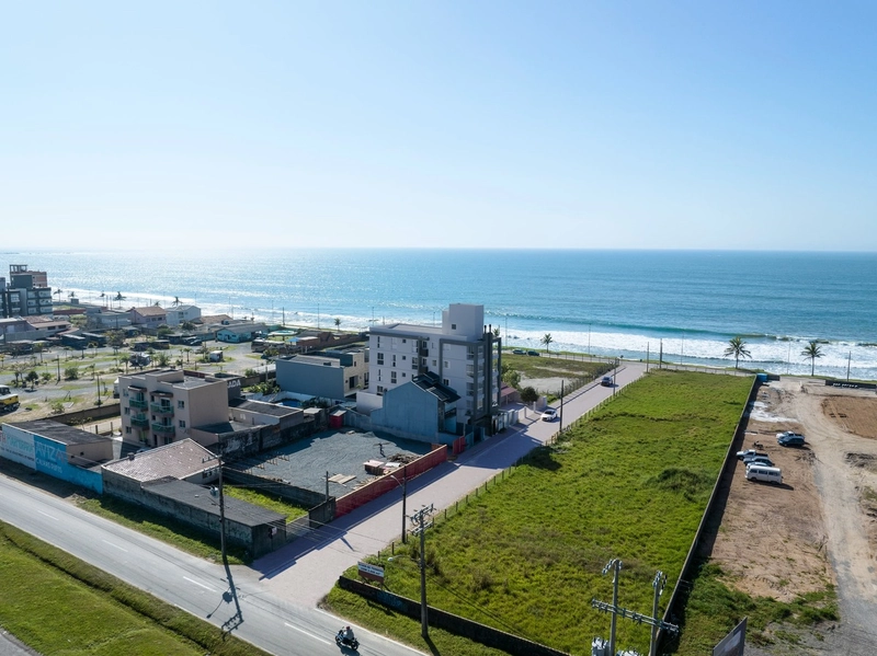 APARTAMENTOS A POUCOS METROS DO MAR - TABULEIRO - BARRA VELHA: 2ª foto da galeria de imagens do imóvel