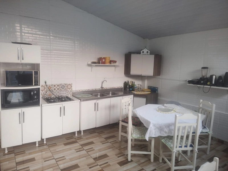 CASA DE ESQUINA COM PISCINA EM GRAVATÁ DE NAVEGANTES: 13ª foto da galeria de imagens do imóvel