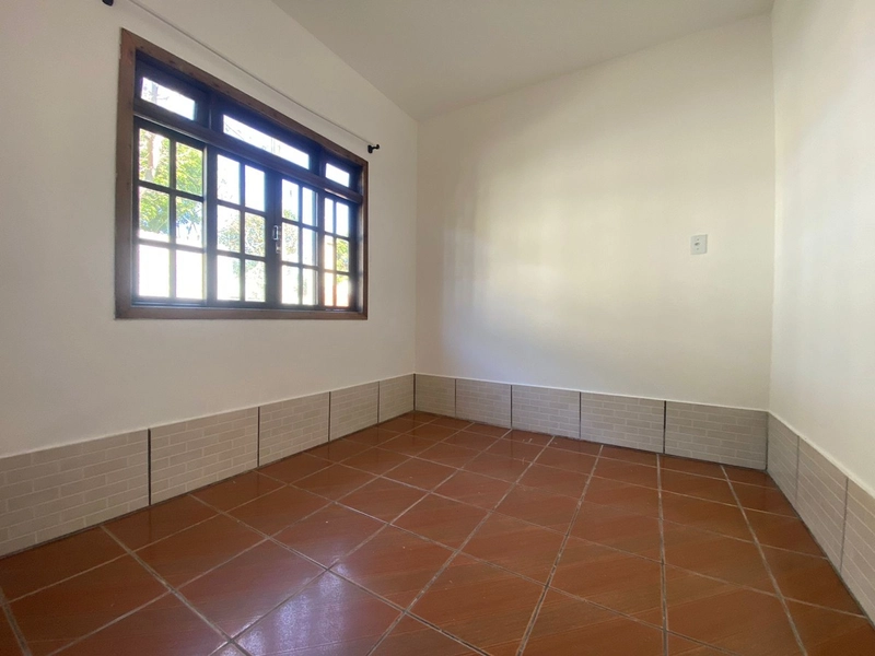 CASA PARA LOCAÇÃO PERTINHO DO MAR - MEIA PRAIA: 8ª foto da galeria de imagens do imóvel