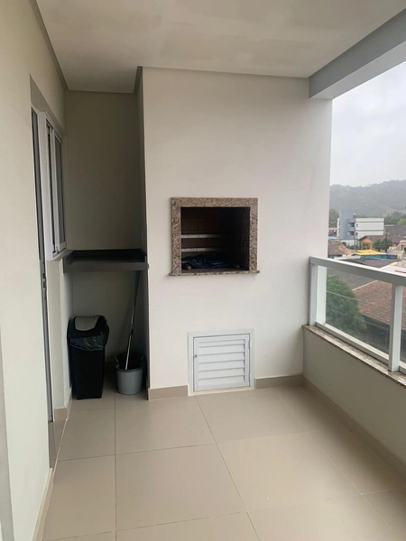 APARTAMENTO TOTALMENTE MOBILIADO - GRAVATÁ - NAVEGANTES: 2ª foto da galeria de imagens do imóvel