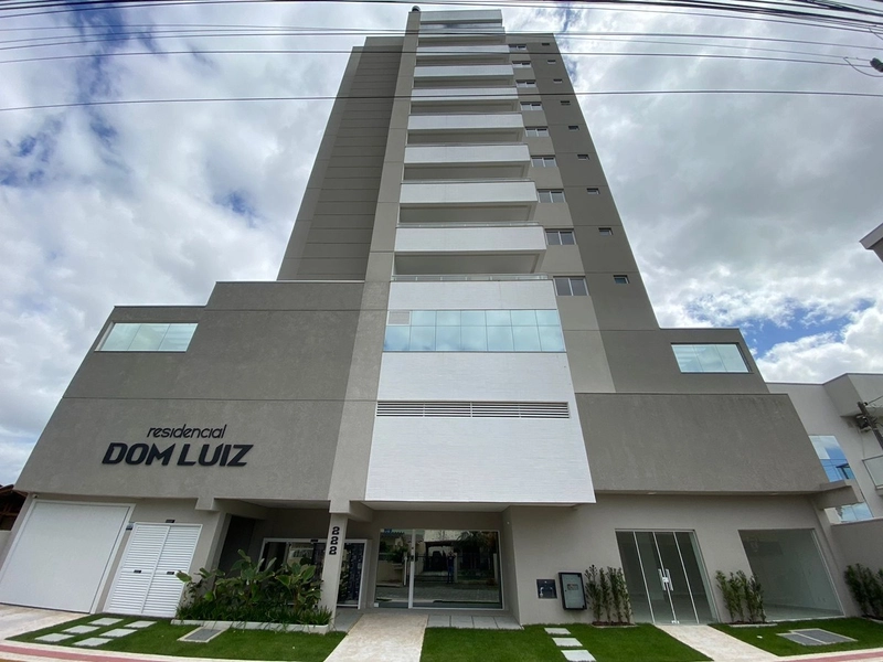 APARTAMENTO NO CENTRO DE NAVEGANTES: 3ª foto da galeria de imagens do imóvel