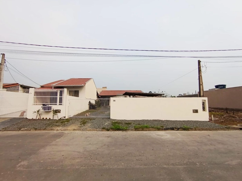 ACONCHEGANTE CASA NA PENHA A POUCOS METROS DO MAR: 4ª foto da galeria de imagens do imóvel