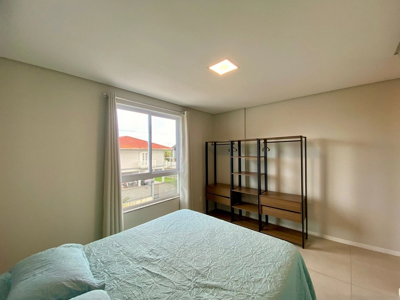 APARTAMENTO MOBILIADO A POUCOS PASSOS DA PRAIA EM NAVEGANTES/SC: 10ª foto da galeria de imagens do imóvel