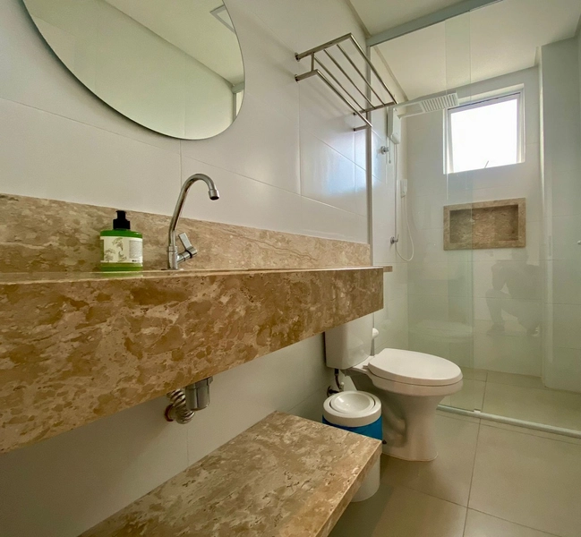 APARTAMENTO MOBILIADO A POUCOS PASSOS DA PRAIA EM NAVEGANTES/SC: 9ª foto da galeria de imagens do imóvel