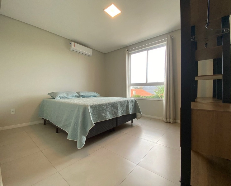APARTAMENTO MOBILIADO A POUCOS PASSOS DA PRAIA EM NAVEGANTES/SC: 7ª foto da galeria de imagens do imóvel