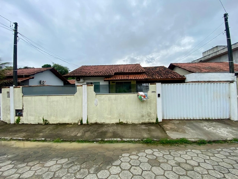 Casa Averbada com Piscina / Meia Praia - Navegantes/SC: 6ª foto da galeria de imagens do imóvel