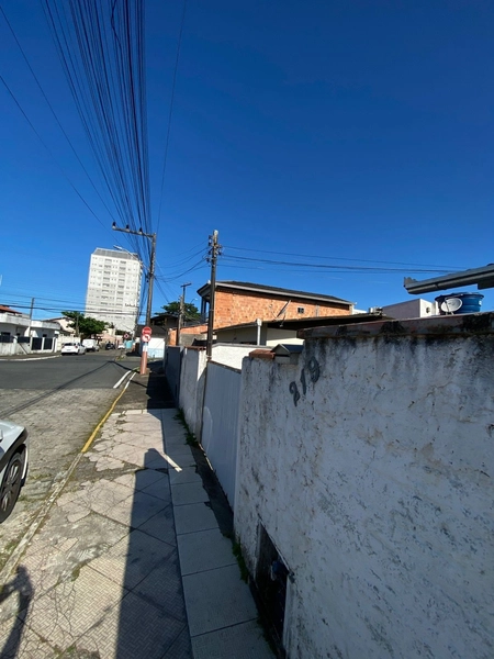 CASA PROXIMO DO MAR - SÃO PEDRO /NAVEGANTES: 2ª foto da galeria de imagens do imóvel