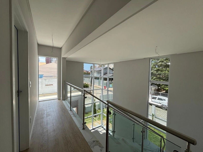 BELISSIMA CASA NO GRAVATÁ DE NAVEGANTES/SC - ACEITA FINANCIAMENTO BANC: 4ª foto da galeria de imagens do imóvel