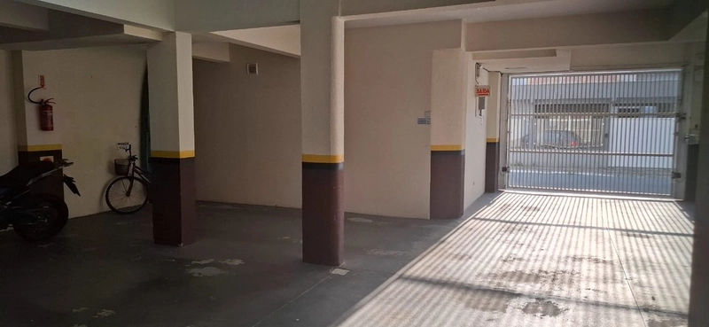 APARTAMENTO SEMI MOBILIADO CENTRO DE NAVEGANTES - 50 METROS DA PRAIA: 17ª foto da galeria de imagens do imóvel