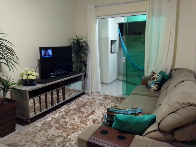 APARTAMENTO SEMI MOBILIADO CENTRO DE NAVEGANTES - 50 METROS DA PRAIA: 9ª foto da galeria de imagens do imóvel