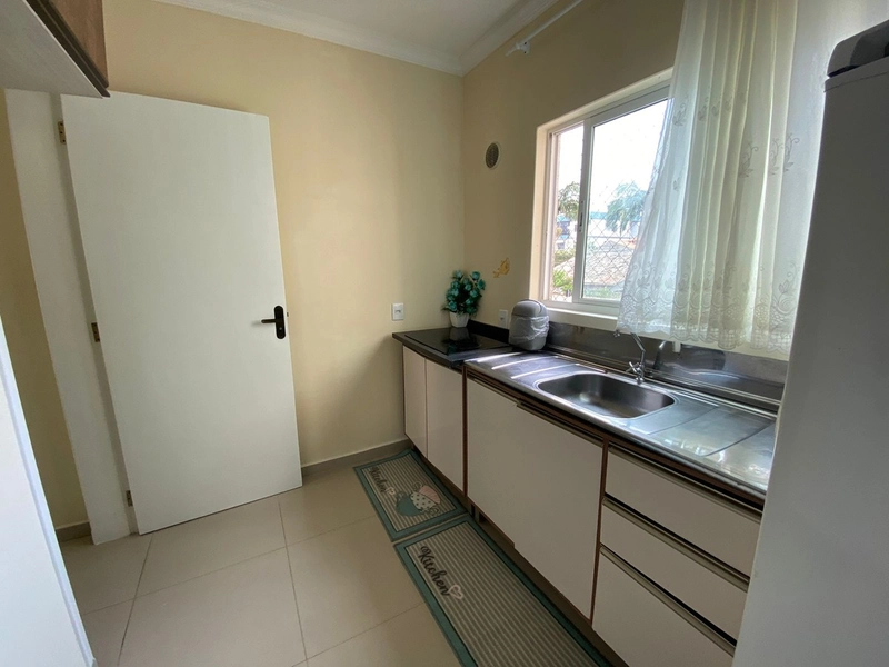 APARTAMENTO SEMI MOBILIADO CENTRO DE NAVEGANTES - 50 METROS DA PRAIA: 13ª foto da galeria de imagens do imóvel