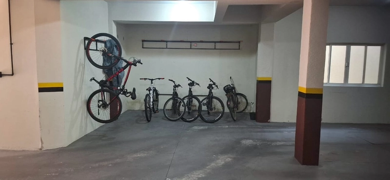 APARTAMENTO SEMI MOBILIADO CENTRO DE NAVEGANTES - 50 METROS DA PRAIA: 18ª foto da galeria de imagens do imóvel