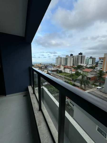 APARTAMENTO PRONTO PRA MORAR - CENTRO DE NAVEGANTES: 2ª foto da galeria de imagens do imóvel