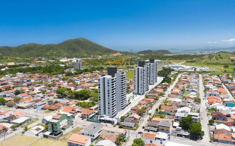 APARTAMENTO PRÓXIMO A PRAIA E AO BETO CARRERO / PENHA: 2ª foto da galeria de imagens do imóvel