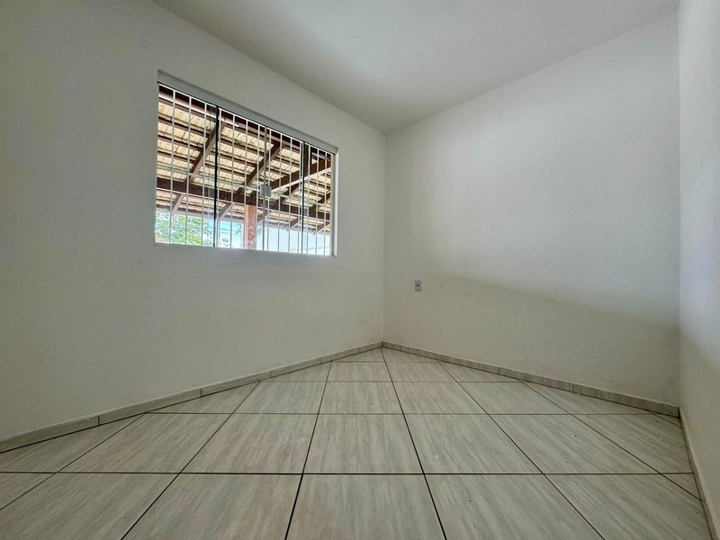 CASA NO CENTRO DE NAVEGANTES/SC: 9ª foto da galeria de imagens do imóvel