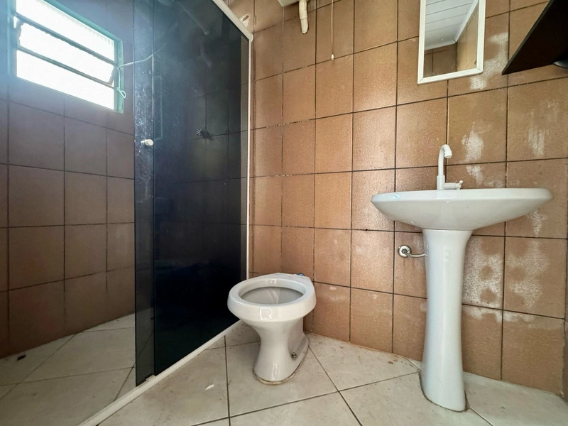 CASA NO CENTRO DE NAVEGANTES/SC: 15ª foto da galeria de imagens do imóvel