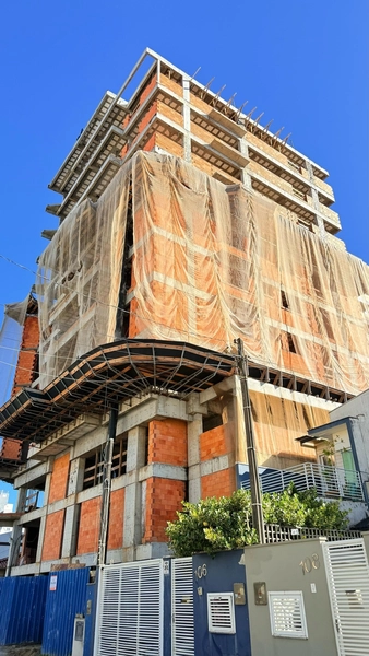 APARTAMENTO NA PLANTA A POUCOS METROS DO MAR - GRAVATÁ: 1ª foto da galeria de imagens do imóvel