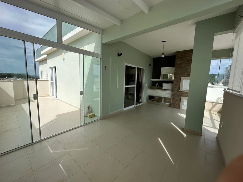 COBERTURA COM 03 SUITES NA PRAIA DO GRAVATÁ/NAVEGANTES: 4ª foto da galeria de imagens do imóvel