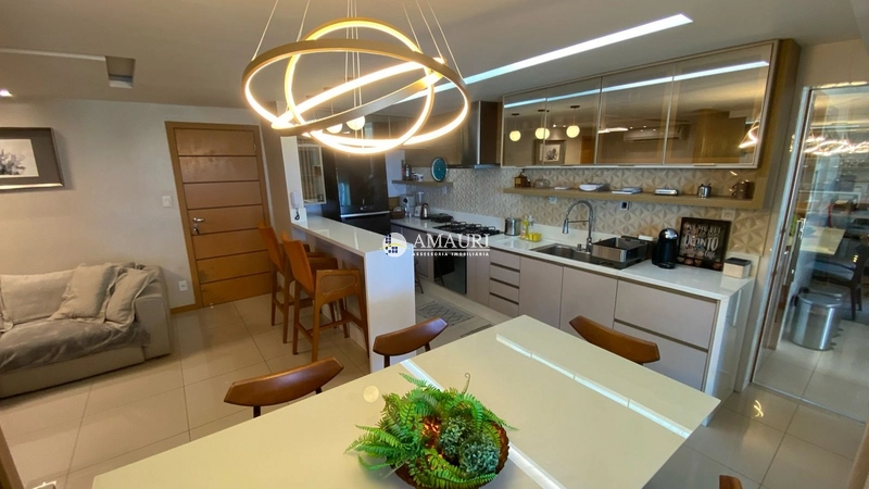 BELISSIMO APARTAMENTO - EDIFICIO MANHATTAN: 1ª foto da galeria de imagens do imóvel