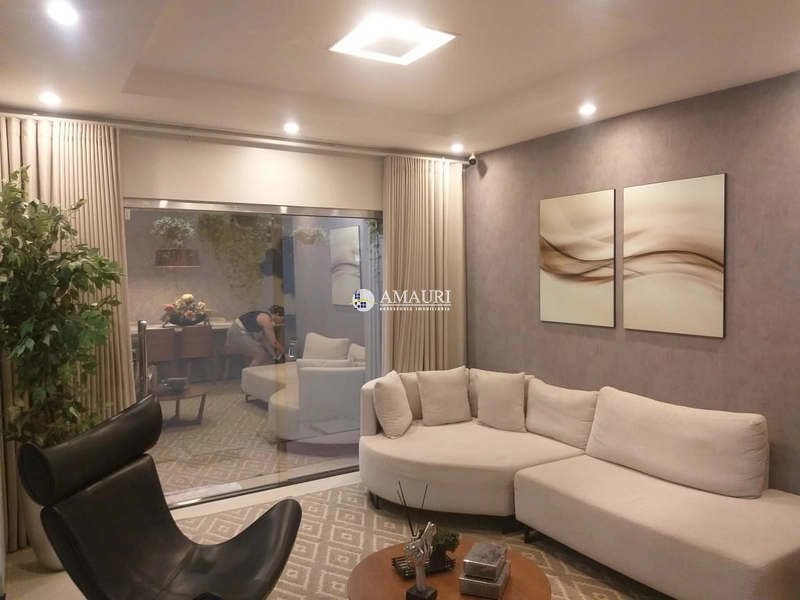CASA ALTO PADRÃO COM 2 PAVIMENTOS À VENDA: 5ª foto da galeria de imagens do imóvel