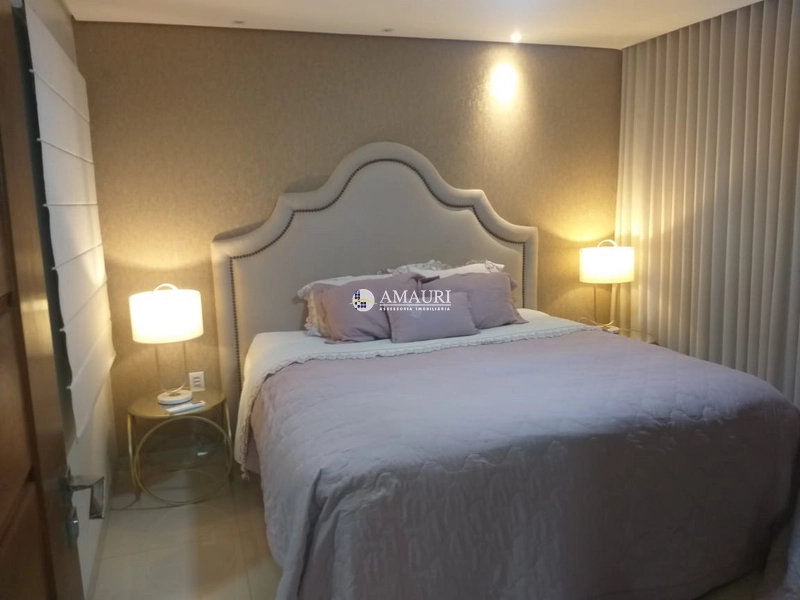 CASA ALTO PADRÃO COM 2 PAVIMENTOS À VENDA: 8ª foto da galeria de imagens do imóvel