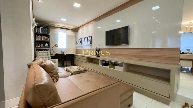 ED. Uptown Residence