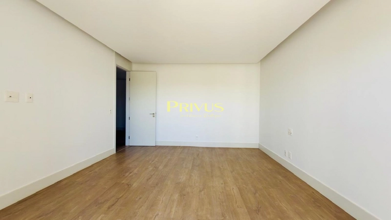 ED. LA TORRE: 7ª foto da galeria de imagens do imóvel