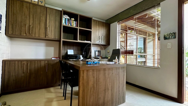 Casa Sobrado - Bairro Colina Verde: 29ª foto da galeria de imagens do imóvel