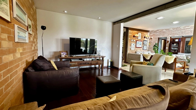 Casa Sobrado - Bairro Colina Verde: 26ª foto da galeria de imagens do imóvel