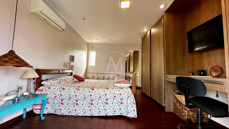 Casa Sobrado - Bairro Colina Verde: 45ª foto da galeria de imagens do imóvel