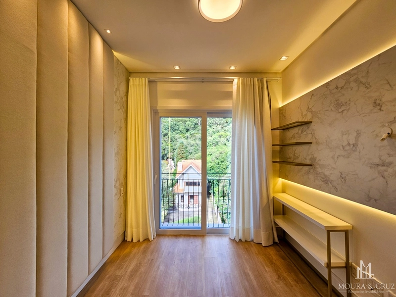 Apartamento cobertura 2 quartos mobiliado em Gramado: 16ª foto da galeria de imagens do imóvel
