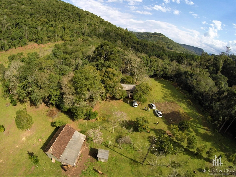 Área de terras em Gramado: 3ª foto da galeria de imagens do imóvel