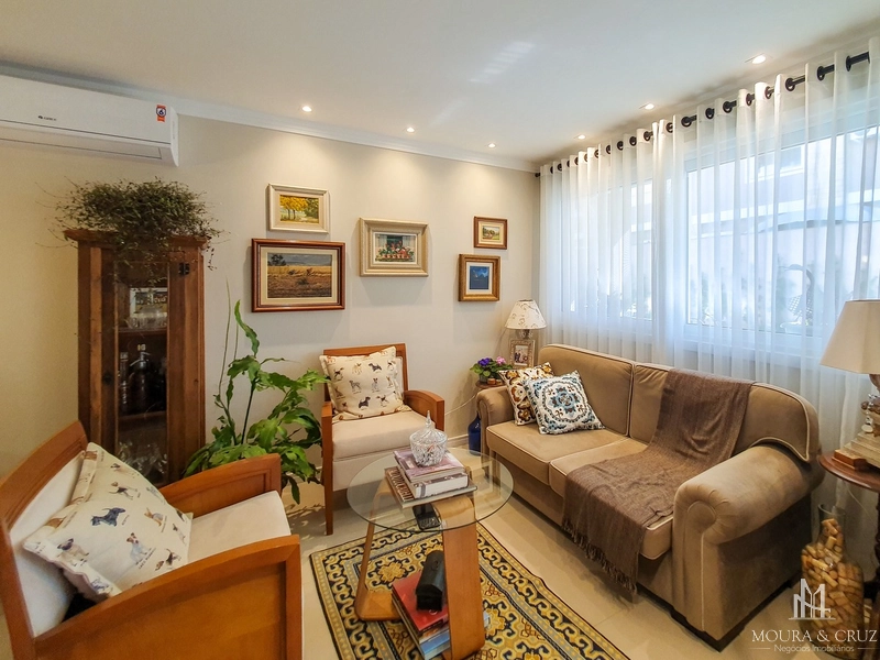 Casa geminada semi mobiliada 3 quartos em Canela: 1ª foto da galeria de imagens do imóvel
