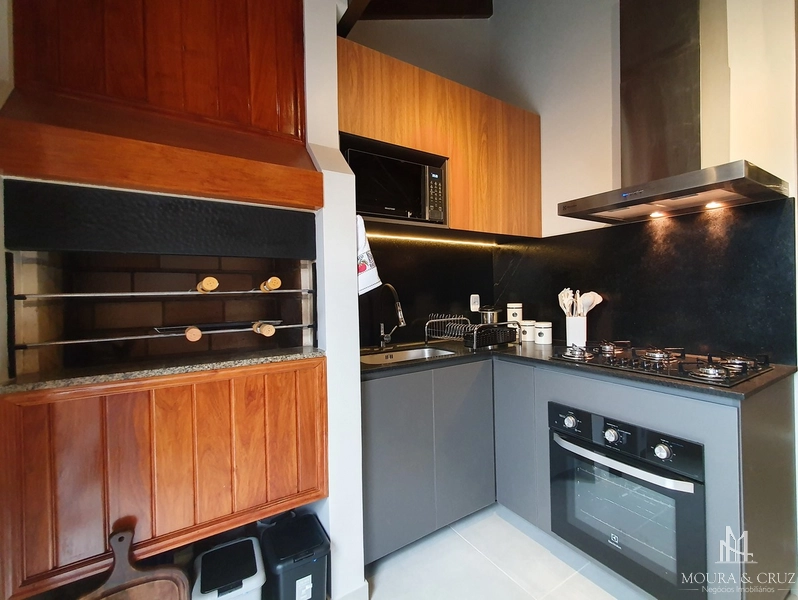 Apartamento cobertura duplex 3 quartos mobiliada no Centro de Gramado: 8ª foto da galeria de imagens do imóvel